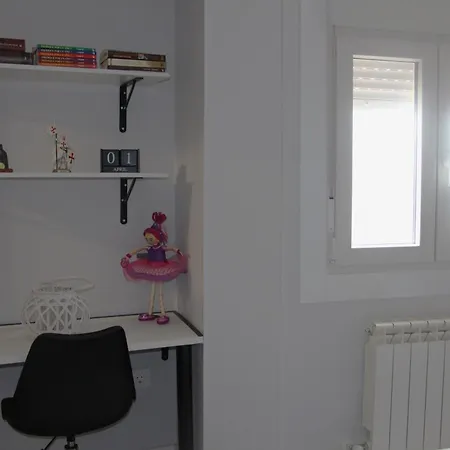 Iris House Apartment *