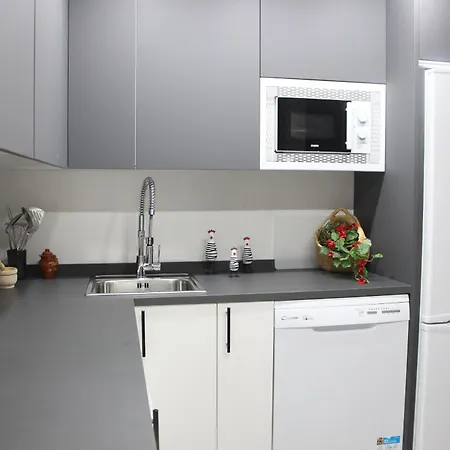 Apartment Iris House *